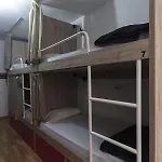 بيت شباب Break N Bed برشلونة