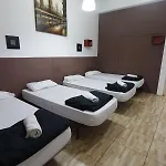 Break N Bed برشلونة
