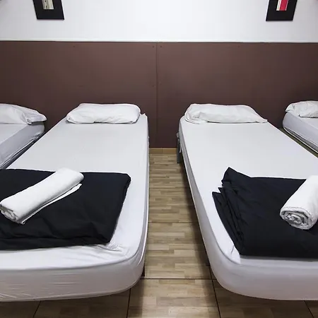 Break N Bed * Barcelona