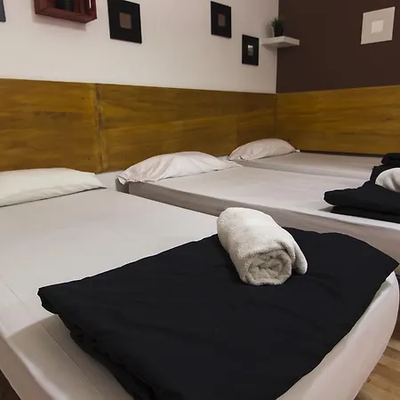 Break N Bed Hostal Barcelona