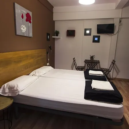 Break N Bed * Barcelona